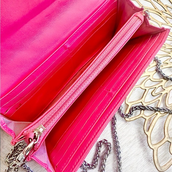 Chanel CC Flap Quilted Wallet - Picture 5 of 11